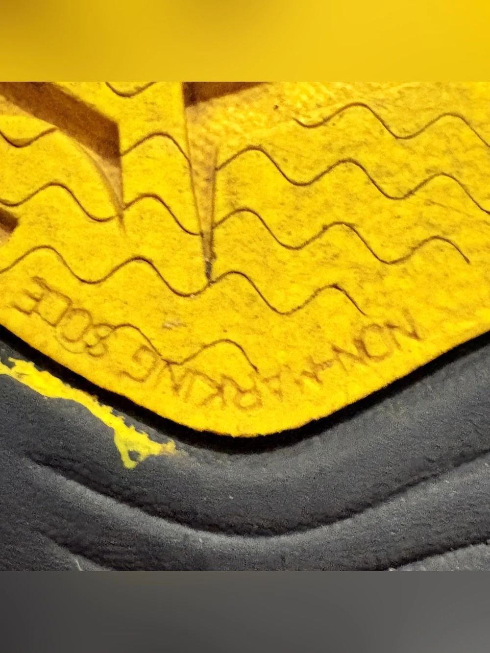 KEEN Kids Newport H2 Sandals Blue Yellow Size 5 CLEARANCE CLOSE OUT